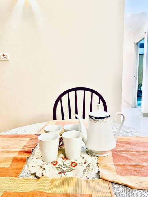 Shanthi Home Stay Puttaparthi Dış mekan fotoğraf